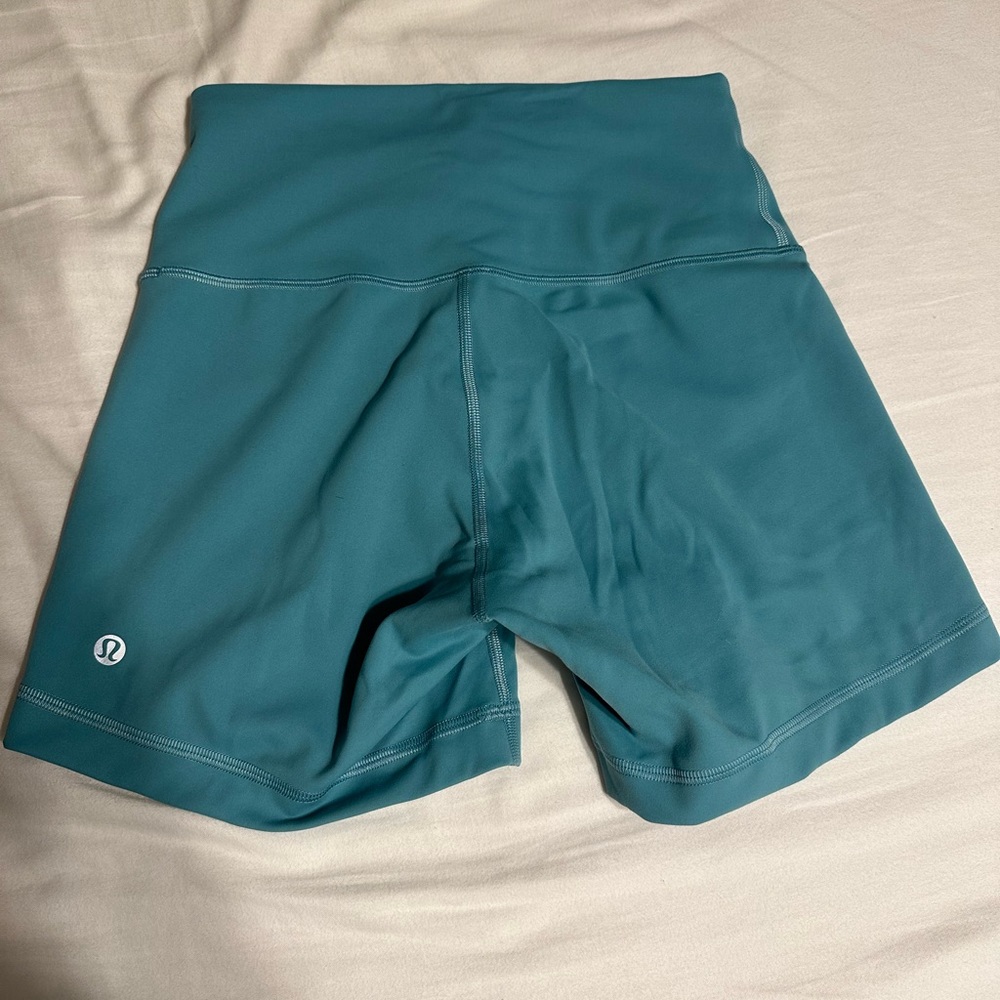 Lululemon bike shorts